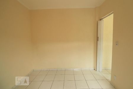 Casa para alugar com 45m², 1 quarto e 2 vagasDormitório
