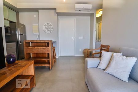 Sala/Cozinha de apartamento para alugar com 1 quarto, 50m² em Consolação, São Paulo