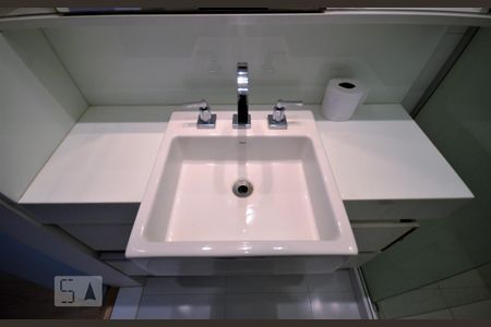 Apartamento para alugar com 70m², 2 quartos e 1 vagaBanheiro da Suíte