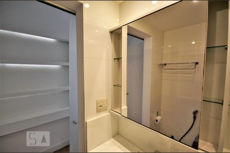 Apartamento para alugar com 70m², 2 quartos e 1 vagaBanheiro da Suíte