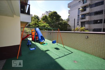 Apartamento para alugar com 70m², 2 quartos e 1 vagaÁrea Comum - Playground