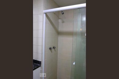 Apartamento à venda com 80m², 2 quartos e 1 vagaBanheiro da Suíte 1 