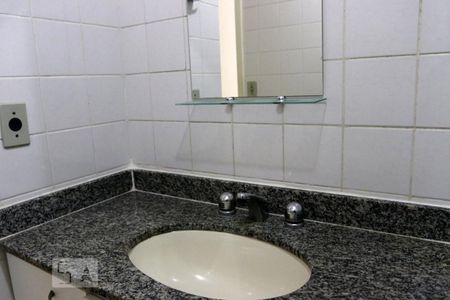 Apartamento à venda com 80m², 2 quartos e 1 vagaBanheiro da Suíte 2 