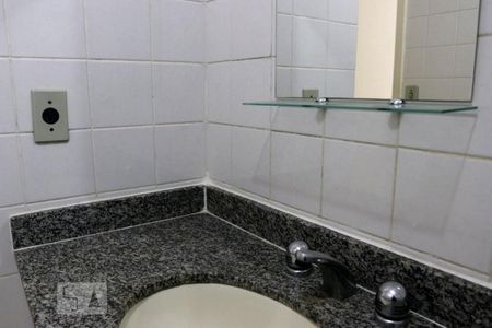 Apartamento à venda com 80m², 2 quartos e 1 vagaBanheiro da Suíte 2 