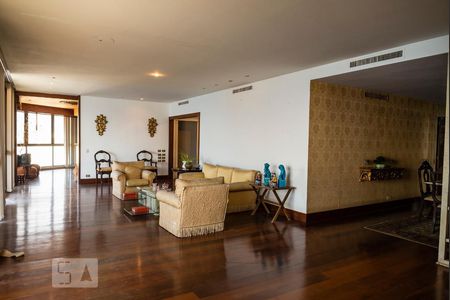Sala de apartamento à venda com 3 quartos, 371m² em Copacabana, Rio de Janeiro