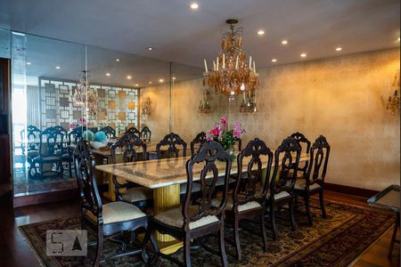 Apartamento à venda com 371m², 3 quartos e 4 vagasSala de Jantar