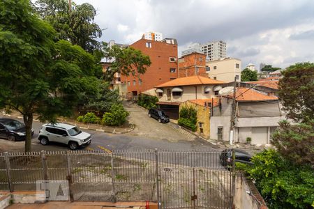 Vista Sacada de casa à venda com 4 quartos, 190m² em Vila Yara, Osasco
