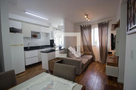 Sala de apartamento para alugar com 2 quartos, 46m² em Itaquera, São Paulo