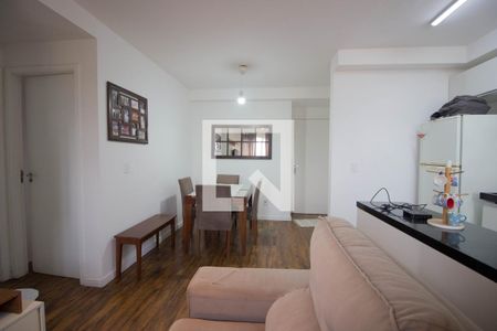 Sala de apartamento para alugar com 2 quartos, 46m² em Itaquera, São Paulo