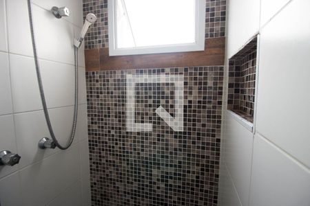 Apartamento para alugar com 46m², 2 quartos e 1 vaga Apartamento para alugar com 46m², 2 quartos e 1 vagaDetalhe banheiro