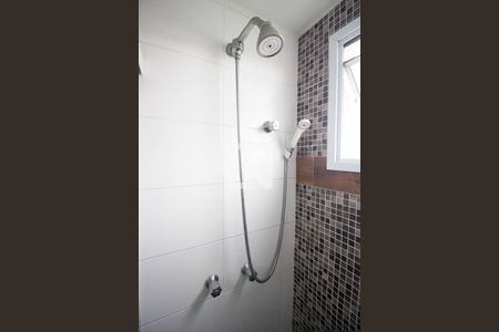 Apartamento para alugar com 46m², 2 quartos e 1 vaga Apartamento para alugar com 46m², 2 quartos e 1 vagaChuveiro