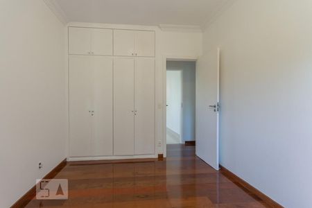 Quarto 1 de apartamento para alugar com 4 quartos, 200m² em Lourdes, Belo Horizonte