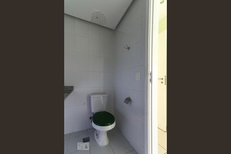 Apartamento para alugar com 73m², 2 quartos e 1 vaga Apartamento para alugar com 73m², 2 quartos e 1 vagaBanheiro da Suíte
