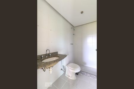 Apartamento para alugar com 73m², 2 quartos e 1 vaga Apartamento para alugar com 73m², 2 quartos e 1 vagaBanheiro Corredor
