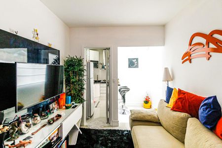 Sala de apartamento para alugar com 2 quartos, 48m² em Jardim Prudência, São Paulo