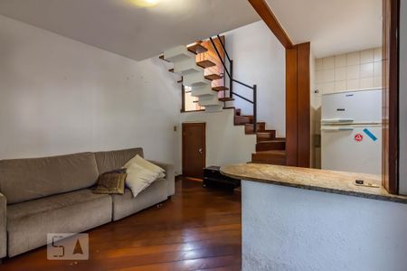 Studio para alugar com 55m², 1 quarto e 1 vaga Studio para alugar com 55m², 1 quarto e 1 vagaSala
