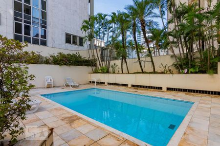 Studio para alugar com 55m², 1 quarto e 1 vaga Studio para alugar com 55m², 1 quarto e 1 vagaPiscina Edifício