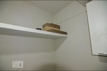 Apartamento para alugar com 65m², 2 quartos e sem vagaQuarto de Serviço