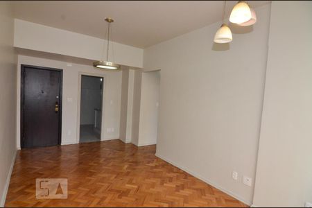 Sala de apartamento para alugar com 2 quartos, 65m² em Laranjeiras, Rio de Janeiro