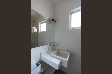 Casa para alugar com 290m², 4 quartos e 1 vagaQuarto 4 - banheiro