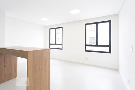 Sala de apartamento para alugar com 1 quarto, 32m² em Presidente Altino, Osasco