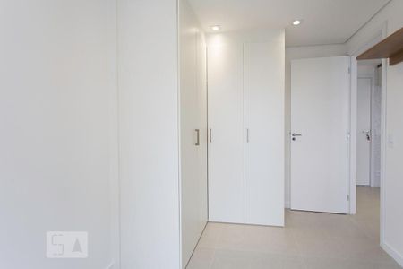 Quarto de apartamento para alugar com 1 quarto, 32m² em Presidente Altino, Osasco