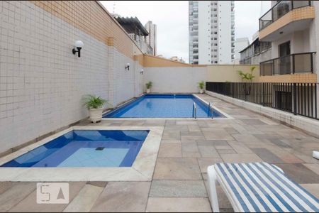 Apartamento à venda com 115m², 3 quartos e 2 vagasÁrea comum - Piscina