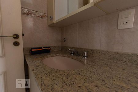 Apartamento à venda com 115m², 3 quartos e 2 vagassuíte