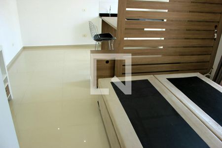 Sala cmbiente visto do quarto de apartamento para alugar com 1 quarto, 40m² em Vila Augusta, Guarulhos