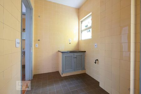 Cozinha de apartamento para alugar com 1 quarto, 52m² em Pinheiros, São Paulo