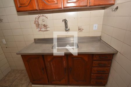 Apartamento à venda com 65m², 2 quartos e sem vagaCozinha e Área de Serviço - Armários