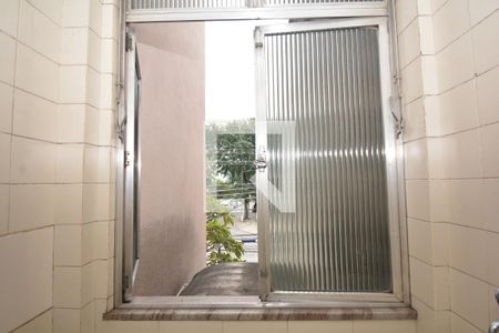 Apartamento à venda com 65m², 2 quartos e sem vagaCozinha e Área de Serviço