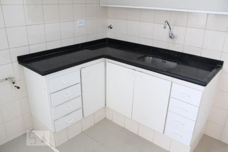 Apartamento à venda com 65m², 2 quartos e 1 vagaCozinha - Armários