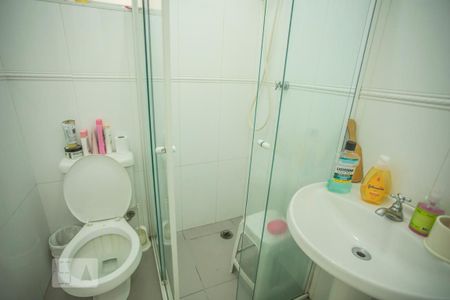 Casa à venda com 300m², 3 quartos e 3 vagas Casa à venda com 300m², 3 quartos e 3 vagasBanheiro de Serviço