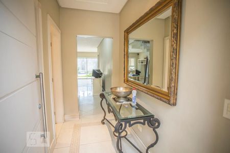 Corredor de casa à venda com 3 quartos, 300m² em Vila da Saúde, São Paulo