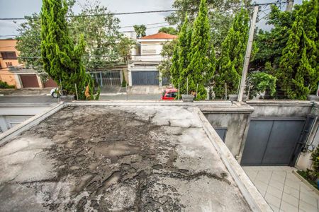 Casa à venda com 300m², 3 quartos e 3 vagas Casa à venda com 300m², 3 quartos e 3 vagasVista da Varanda - Closet - Suite 3