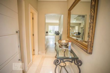 Corredor de casa à venda com 3 quartos, 300m² em Vila da Saúde, São Paulo