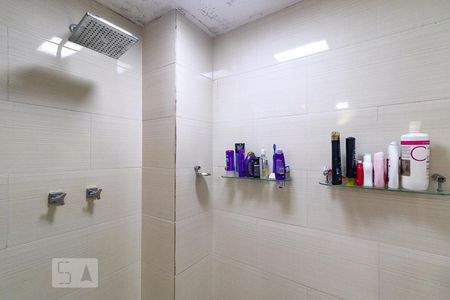 Apartamento à venda com 360m², 5 quartos e 3 vagas Apartamento à venda com 360m², 5 quartos e 3 vagasBanheiro da Suíte 4