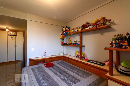 Apartamento à venda com 360m², 5 quartos e 3 vagas Apartamento à venda com 360m², 5 quartos e 3 vagasSuíte 3