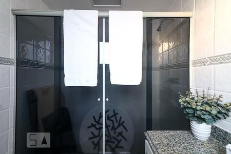 Apartamento à venda com 360m², 5 quartos e 3 vagas Apartamento à venda com 360m², 5 quartos e 3 vagasBanheiro da Suíte 1