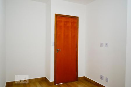 Quarto 1 Entrada de casa de condomínio para alugar com 2 quartos, 52m² em Jardim Gonzaga, São Paulo
