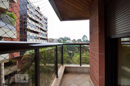 Apartamento à venda com 280m², 3 quartos e 4 vagasVaranda 1 da Suíte Master