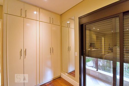 Apartamento à venda com 280m², 3 quartos e 4 vagasSuíte Master