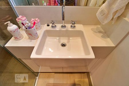 Apartamento à venda com 280m², 3 quartos e 4 vagasBanheiro da Suíte 3