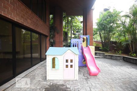 Apartamento à venda com 280m², 3 quartos e 4 vagasPlayground