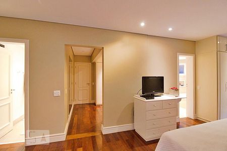 Apartamento à venda com 280m², 3 quartos e 4 vagasSuíte Master