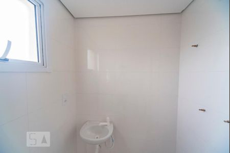 Apartamento à venda com 102m², 2 quartos e 3 vagasBanheiro do Quarto 2