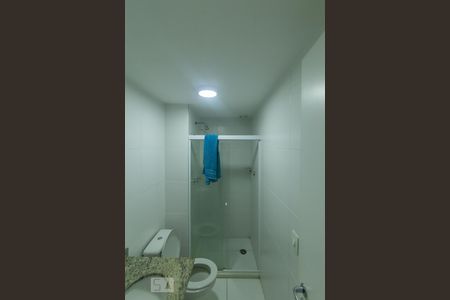 Apartamento à venda com 85m², 3 quartos e 1 vaga Apartamento à venda com 85m², 3 quartos e 1 vagaBanheiro 2