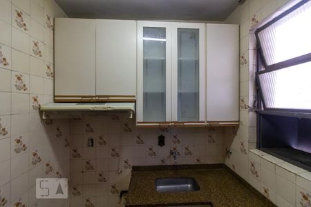 Apartamento para alugar com 94m², 3 quartos e 2 vagas Apartamento para alugar com 94m², 3 quartos e 2 vagasCozinha