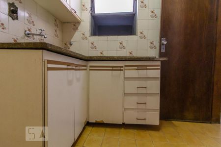 Apartamento para alugar com 94m², 3 quartos e 2 vagas Apartamento para alugar com 94m², 3 quartos e 2 vagasCozinha